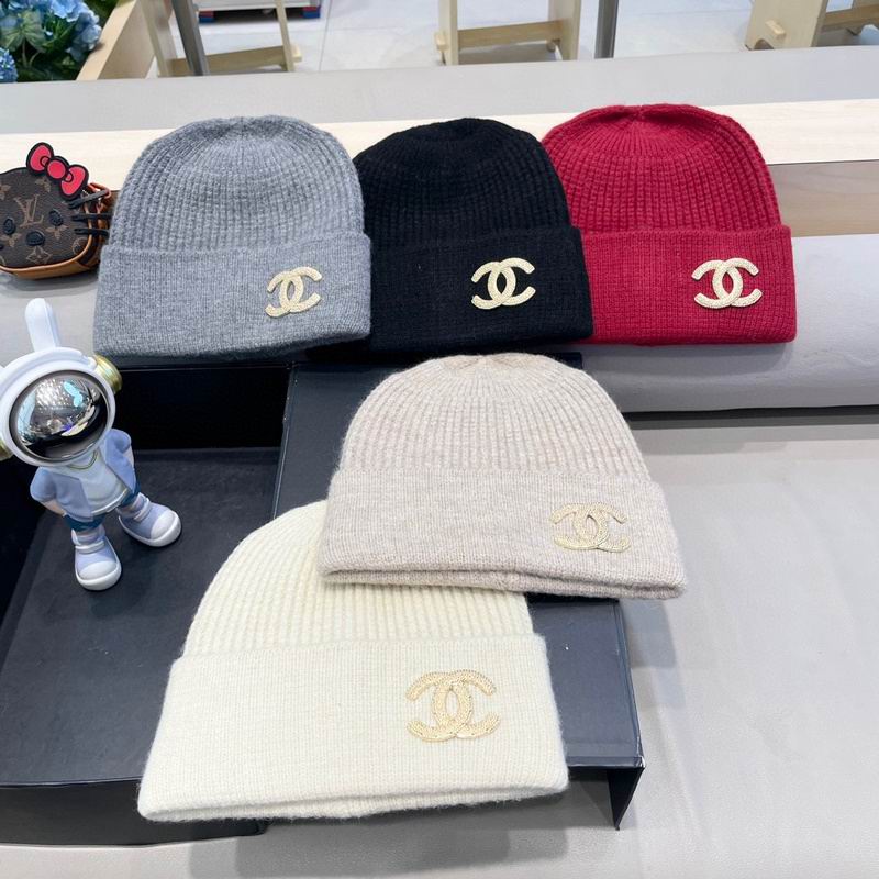 Chanel hat hm82